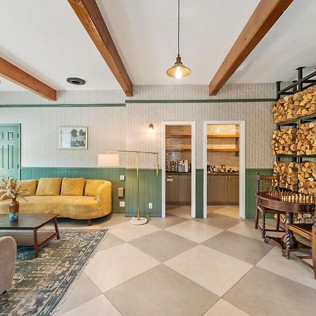 Julian Lodge Экстерьер фото